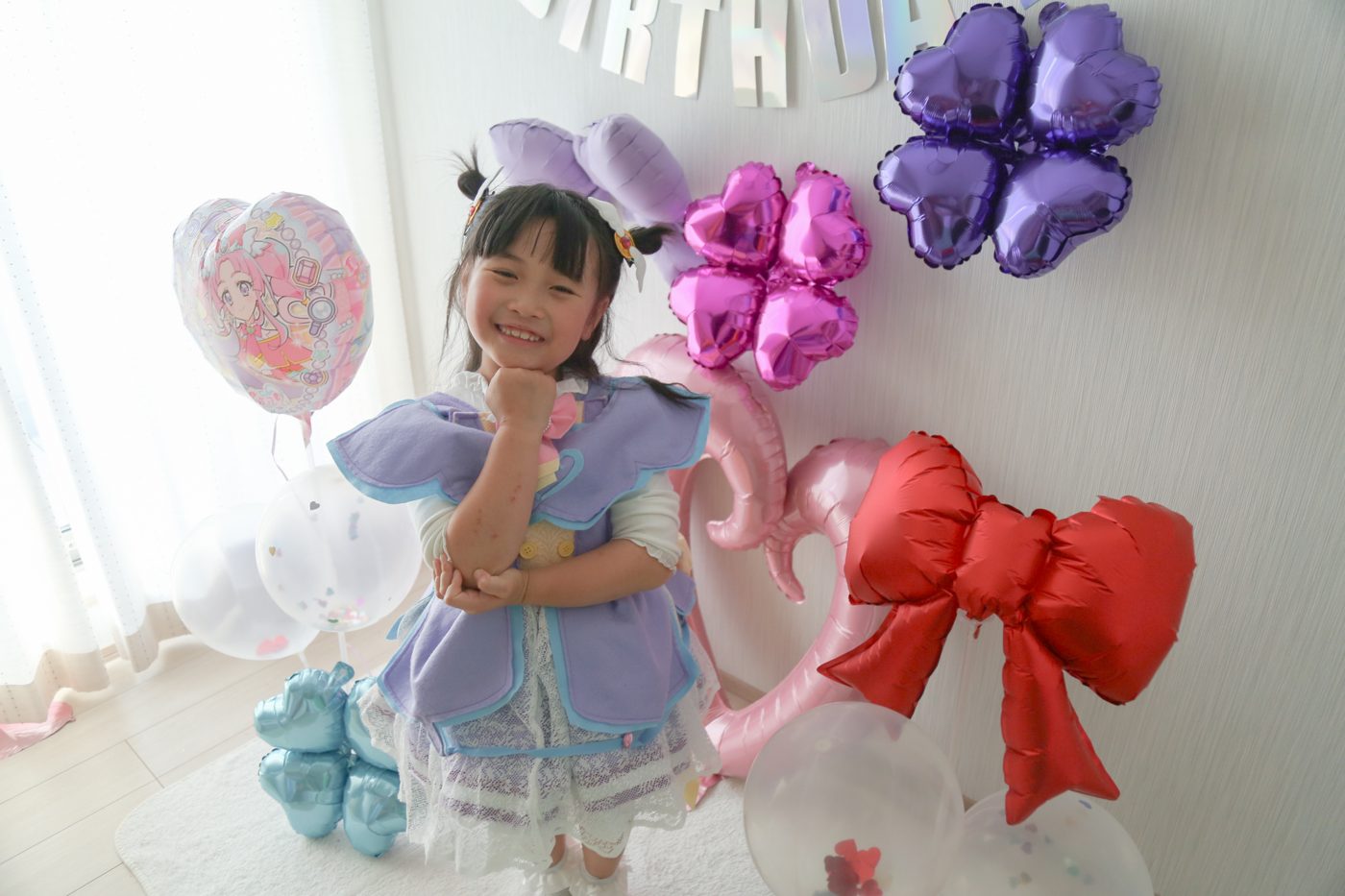 名探偵プリキュアバルーンと笑顔のお子さま